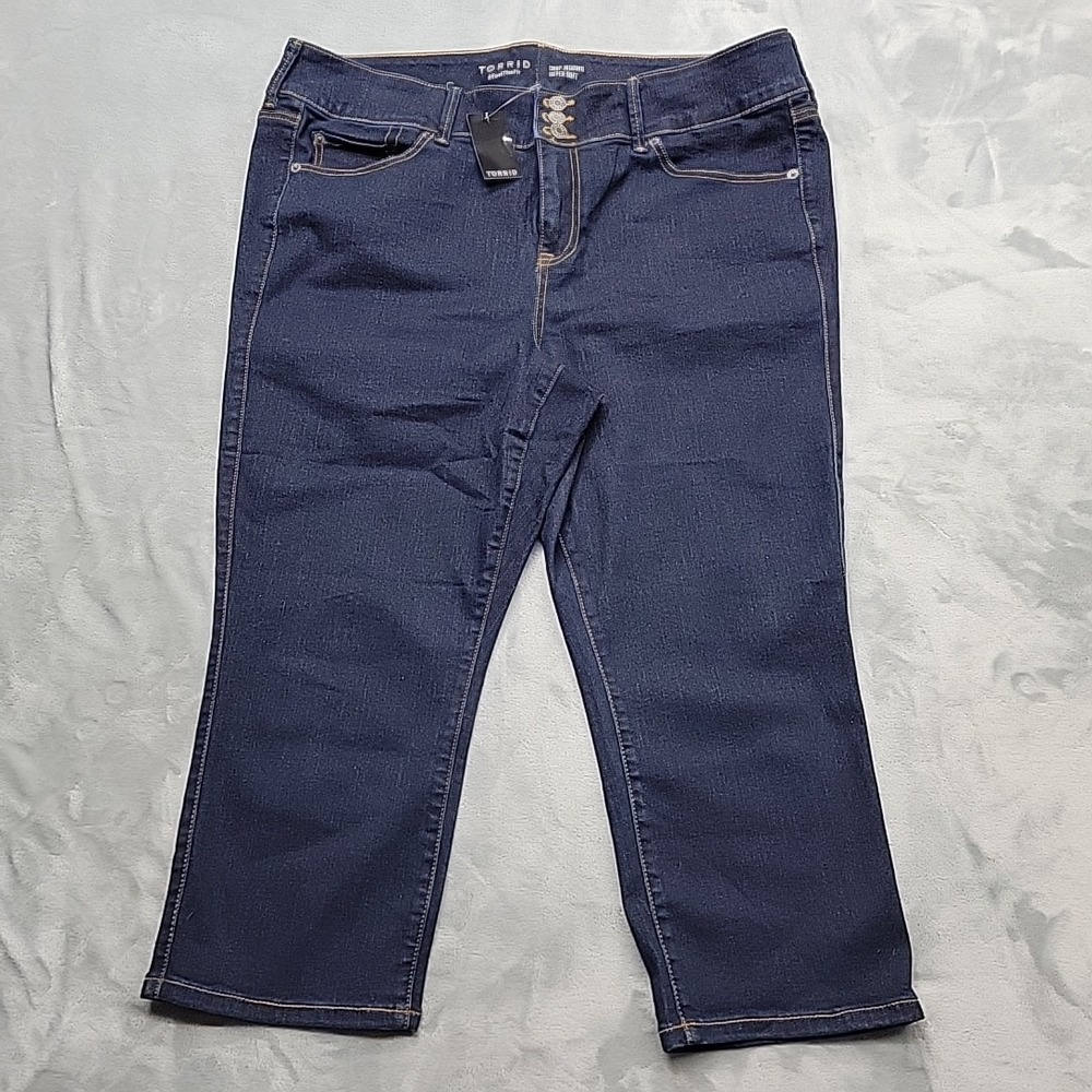 Torrid Jeans Womens 20 Blue Crop Jegging Super Soft Dark Wash Triple Button